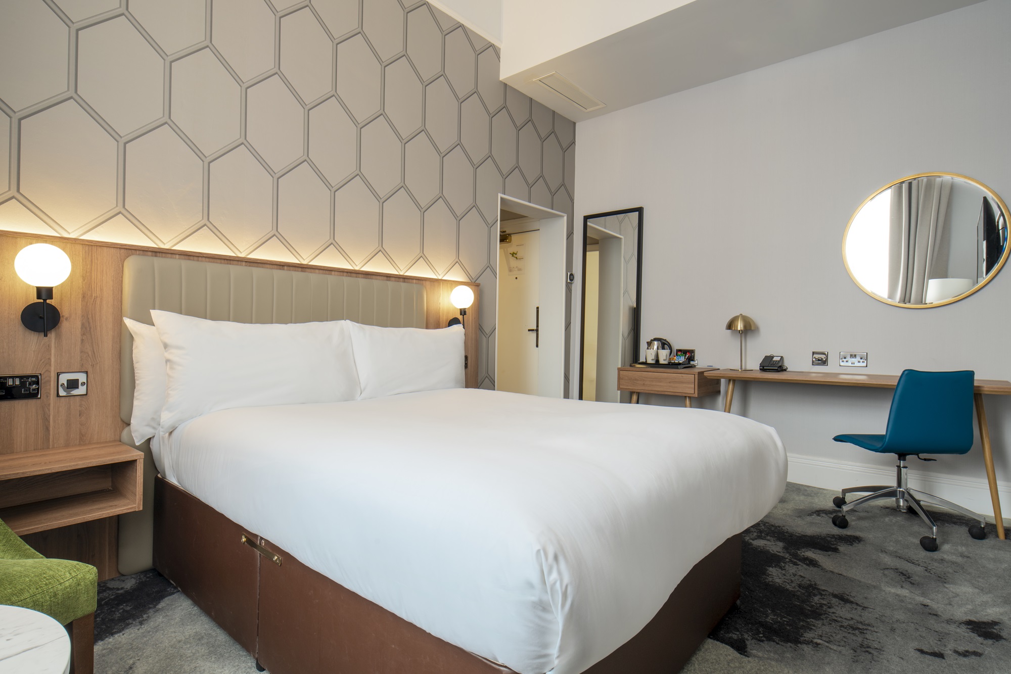 Standard Double Room (2) 1 (1)