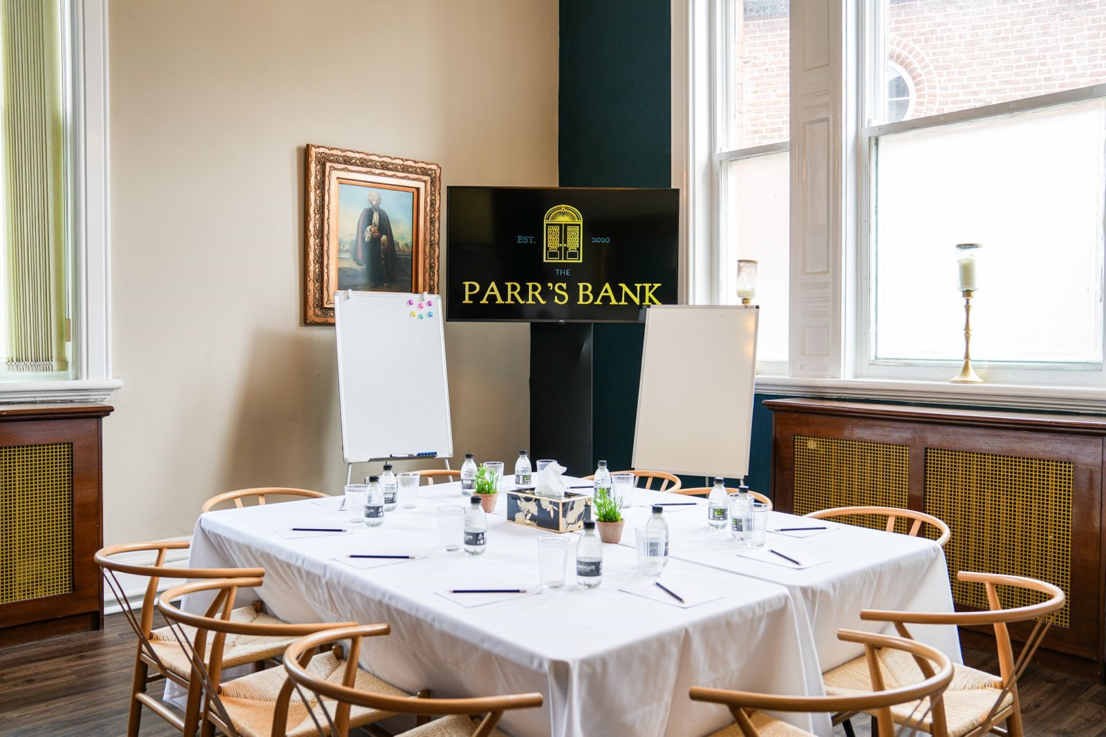 Bank Managers Suite 1636348872